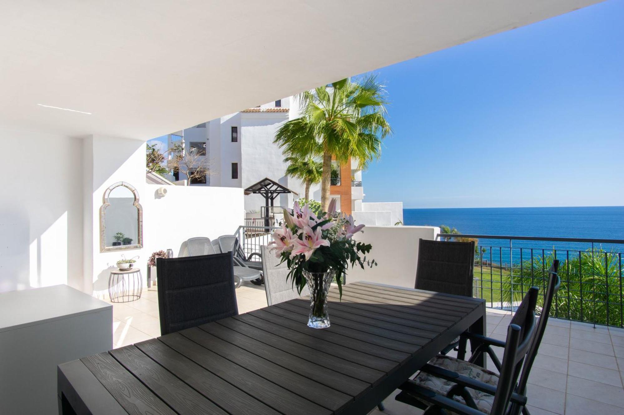 Beautiful Apartment With Stunning Sea Views And A Large Terrace! Torrox Exterior foto